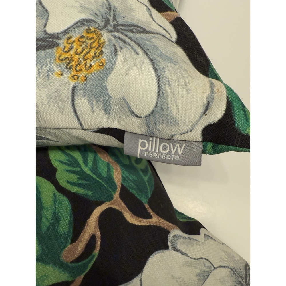 Pillow Perfect‎ Magnolia Black Indoor Outdoor Decorative ~ Discontinued Pair - Picture 5 of 8